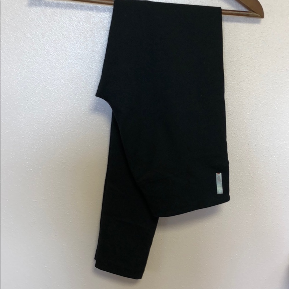 Small Zella Black leggings